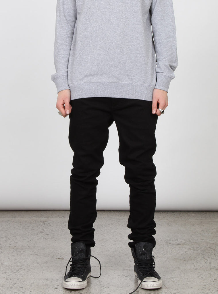 ROCCO - EMBROIDED +. BLACK