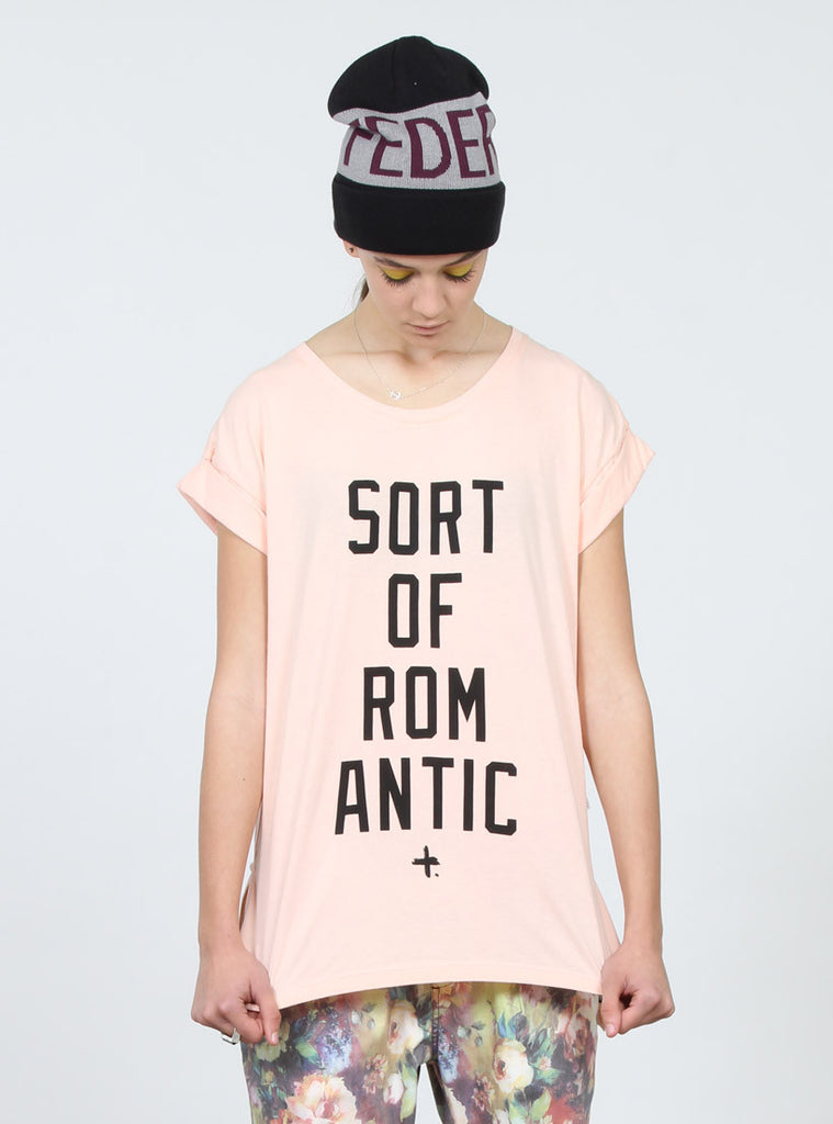 SING TEE - SORT OF ROMANTIC NUDE