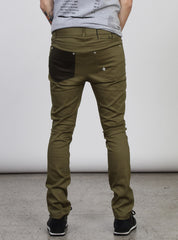 WE KNOW CHINOS Military