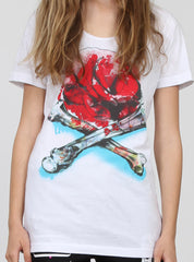 SCOOP TEE - ROSE & CROSS BONES WHITE